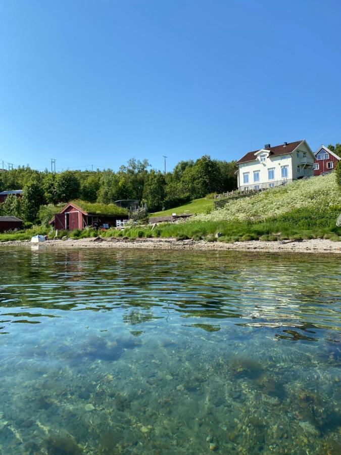 Kraemarvika Lodge Tromso Exterior photo